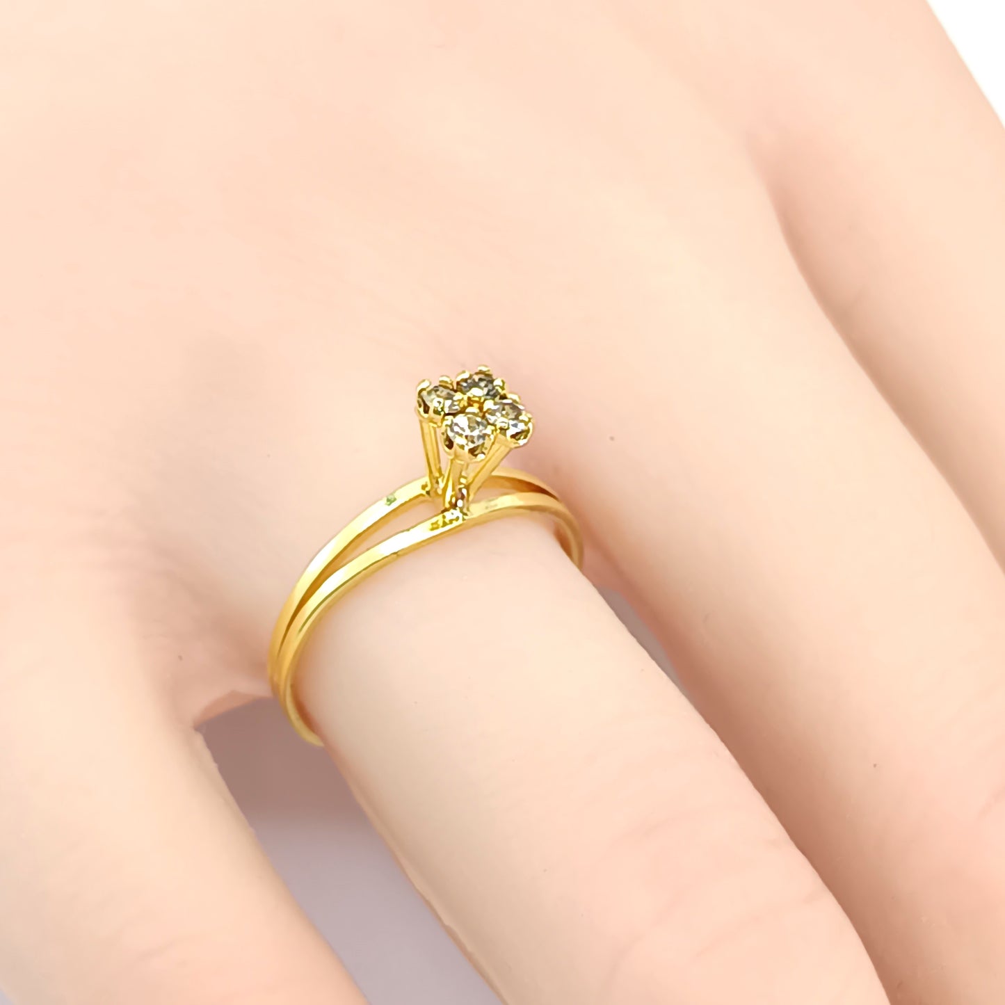 Anel Folheado em Ouro Amarelo