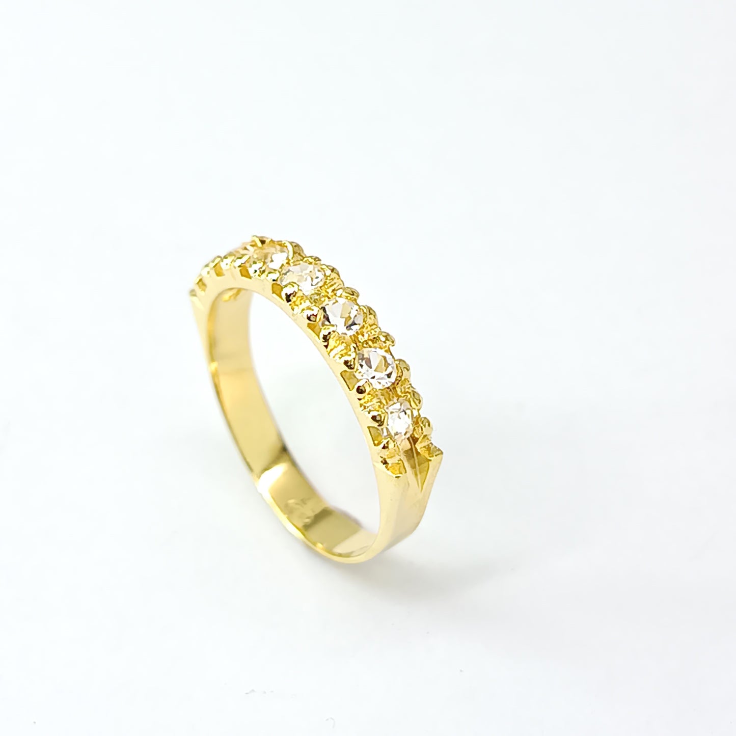 Anel Folheado em Ouro Amarelo