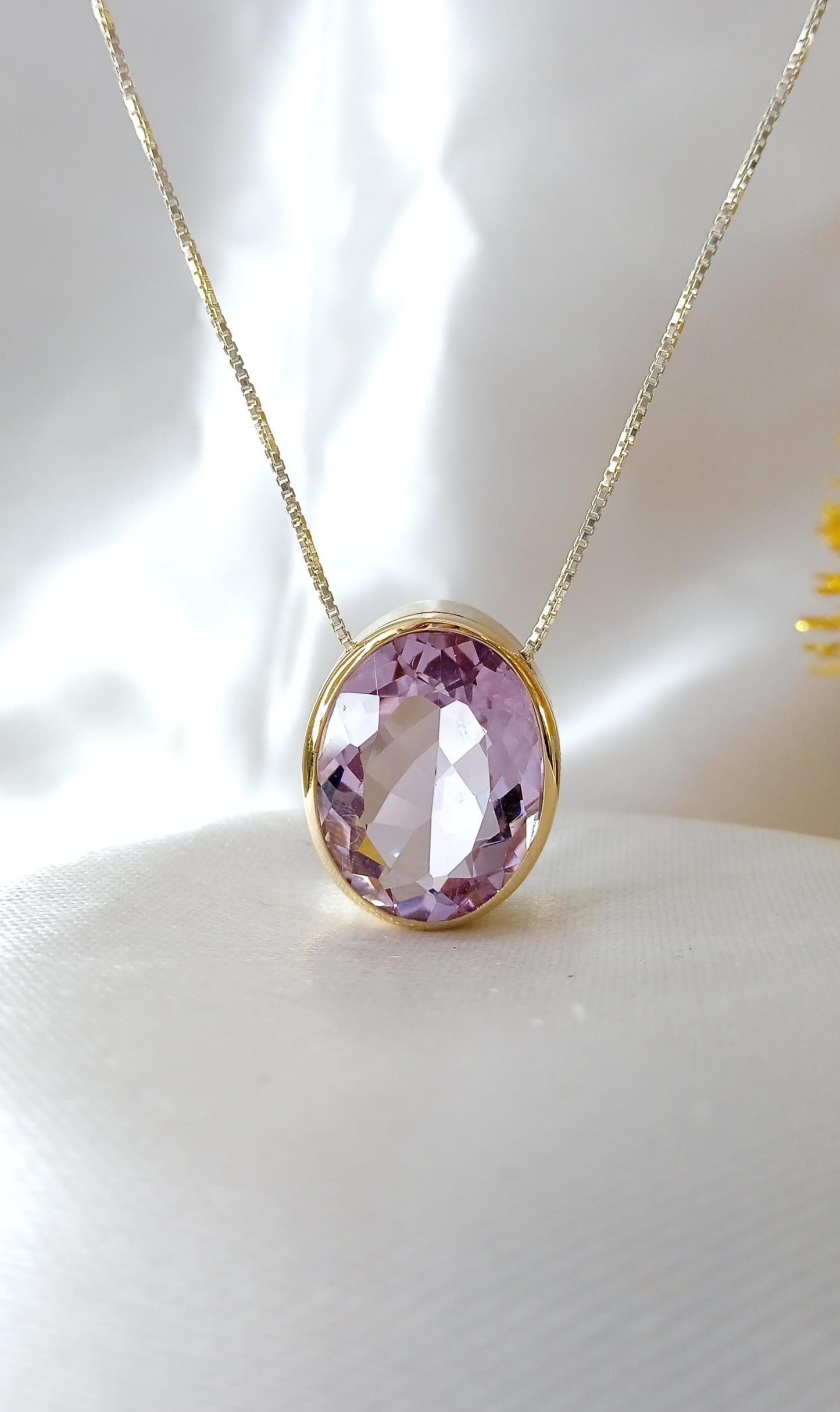 Gargantilha com Cristal Rose de France em Prata e Ouro