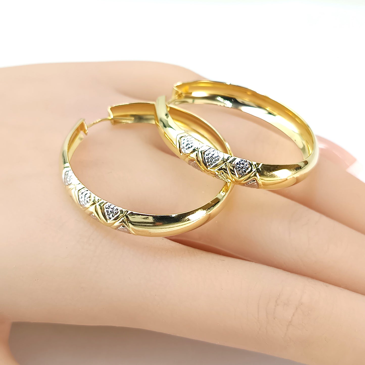 Brinco Folheado em Ouro Amarelo