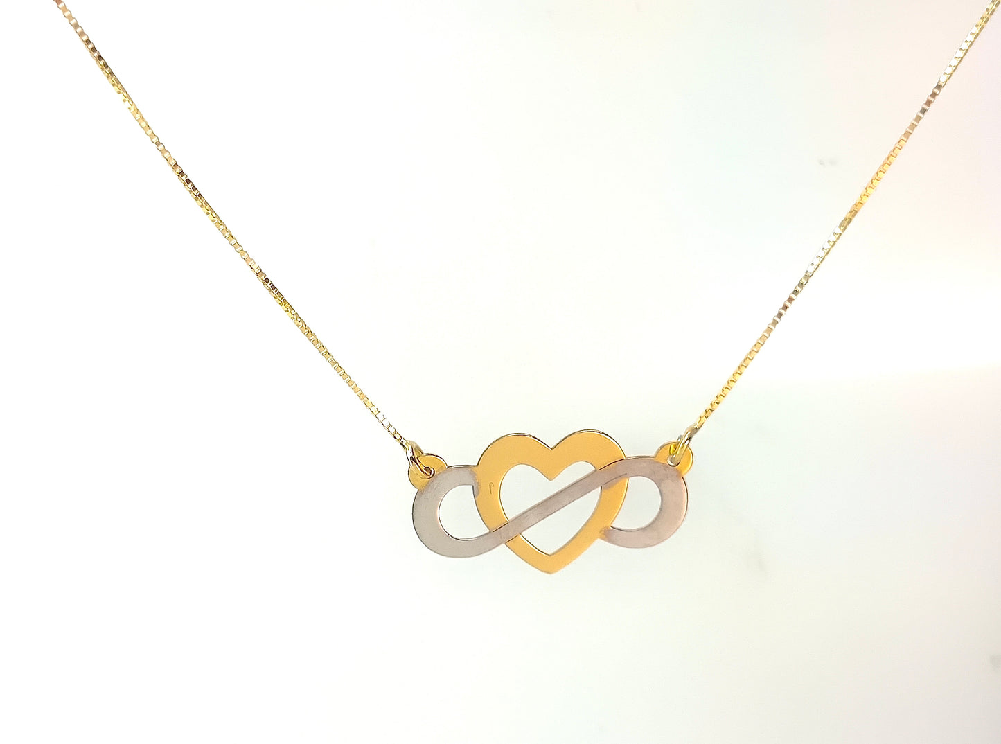 Gargantilha em Ouro 18k - Coração e Infinito