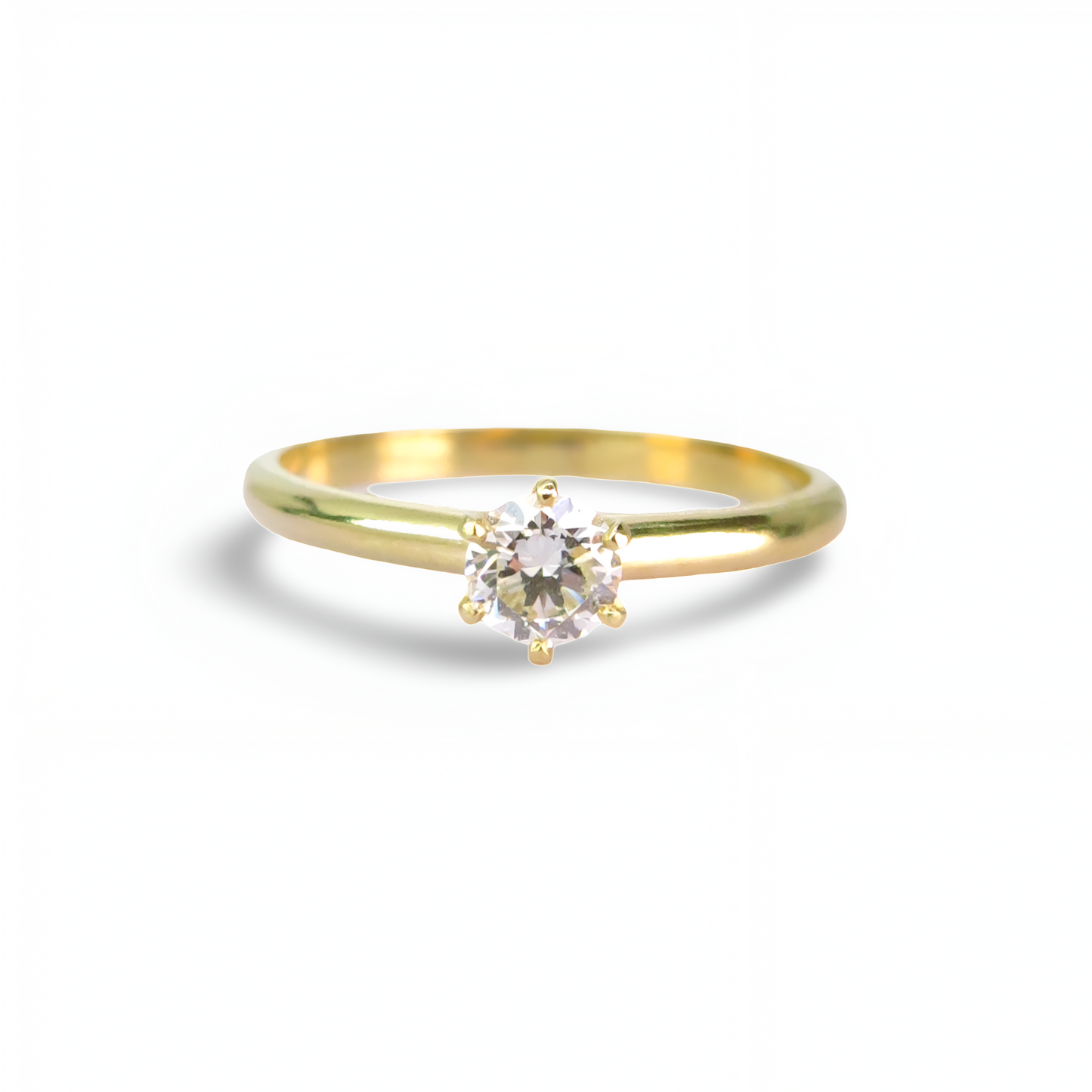 Anel Solitário com Diamante em Ouro Amarelo