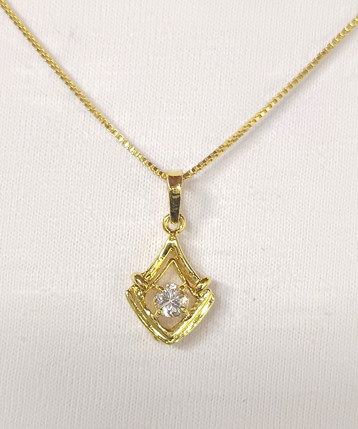 Pingente Folheado em Ouro Amarelo