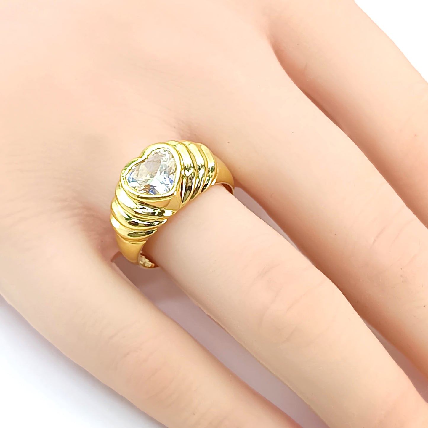 Anel Folheado em Ouro Amarelo