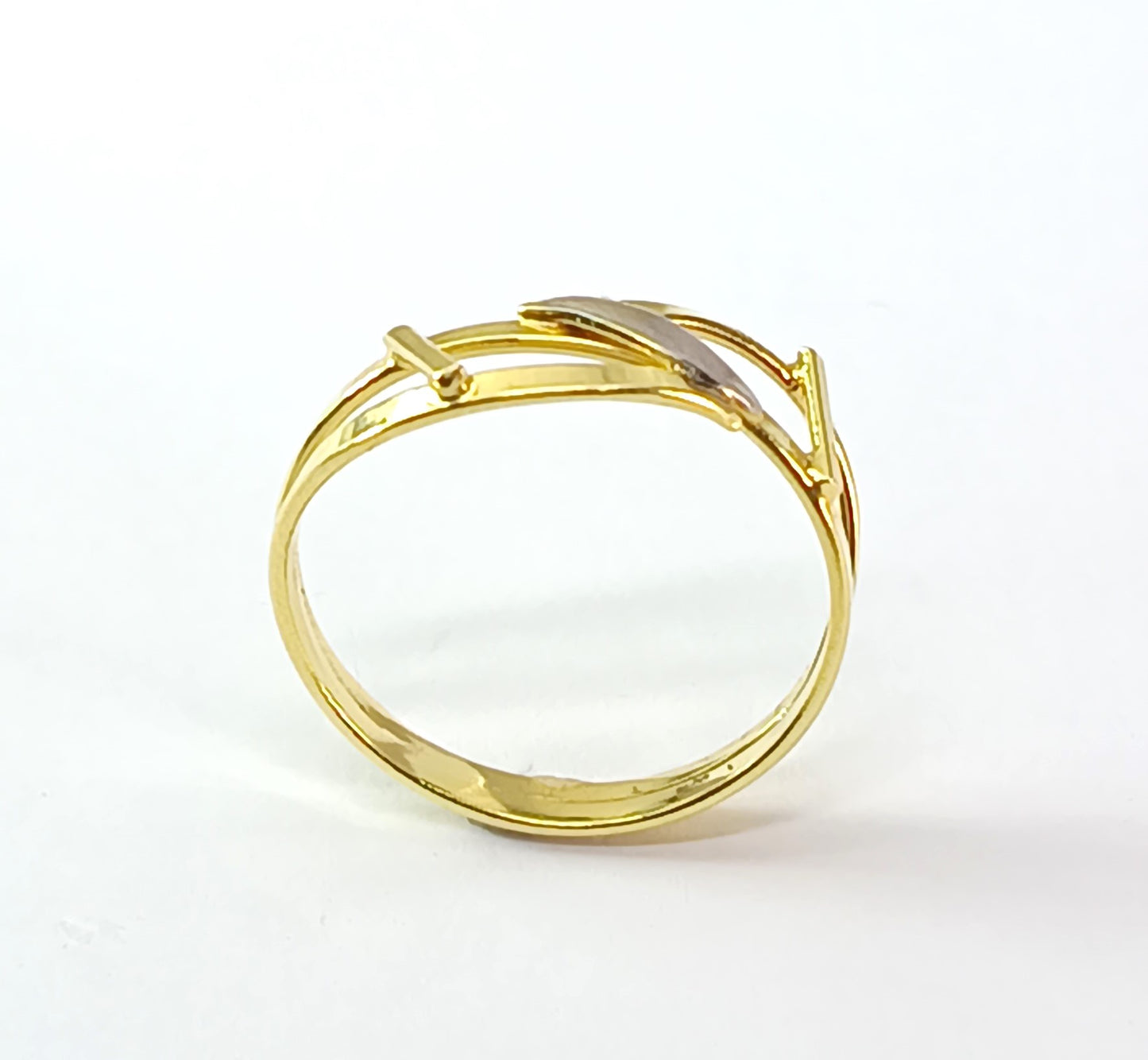Anel Folheado em Ouro Amarelo