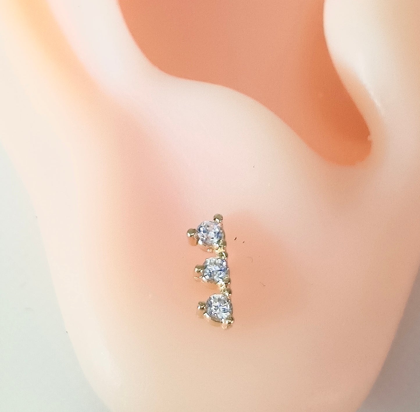 Brinco Baby em Ouro 18k com Cristais Brancos