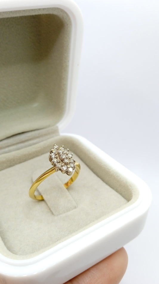 Anel de Diamantes em Ouro Amarelo