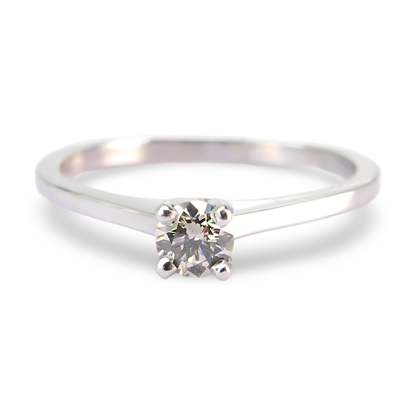 Anel Solitário com Diamante em Ouro Branco