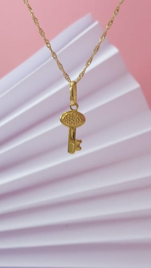 Pingente Chave em Ouro 18k