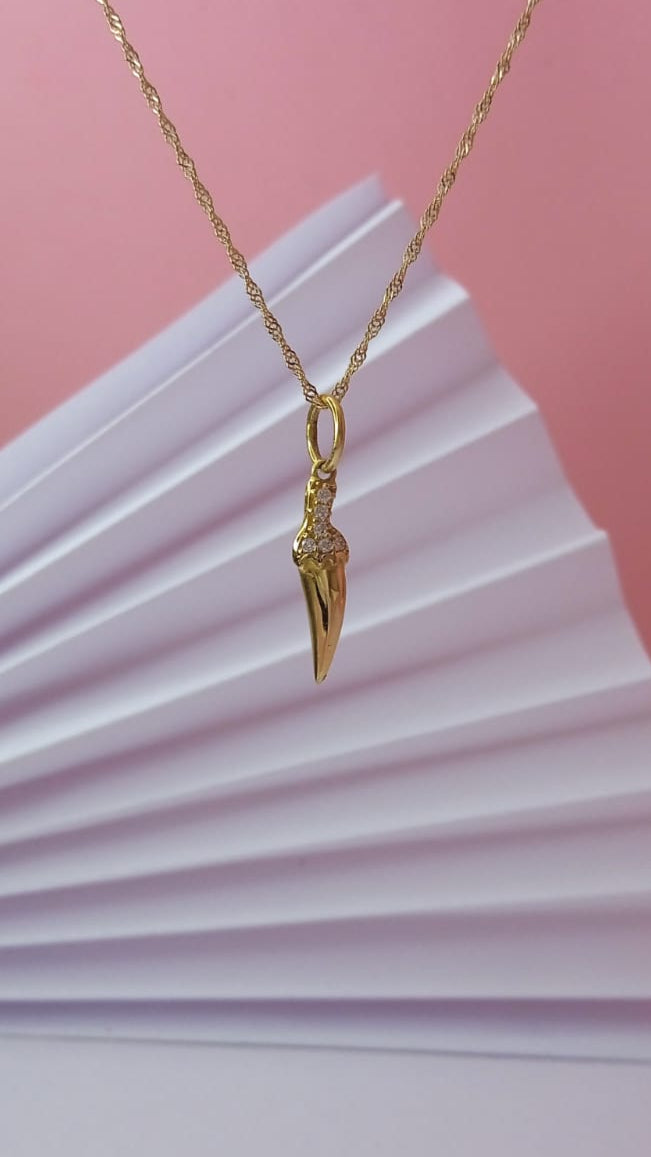Pingente Pimenta em Ouro 18k e Cristais Brancos