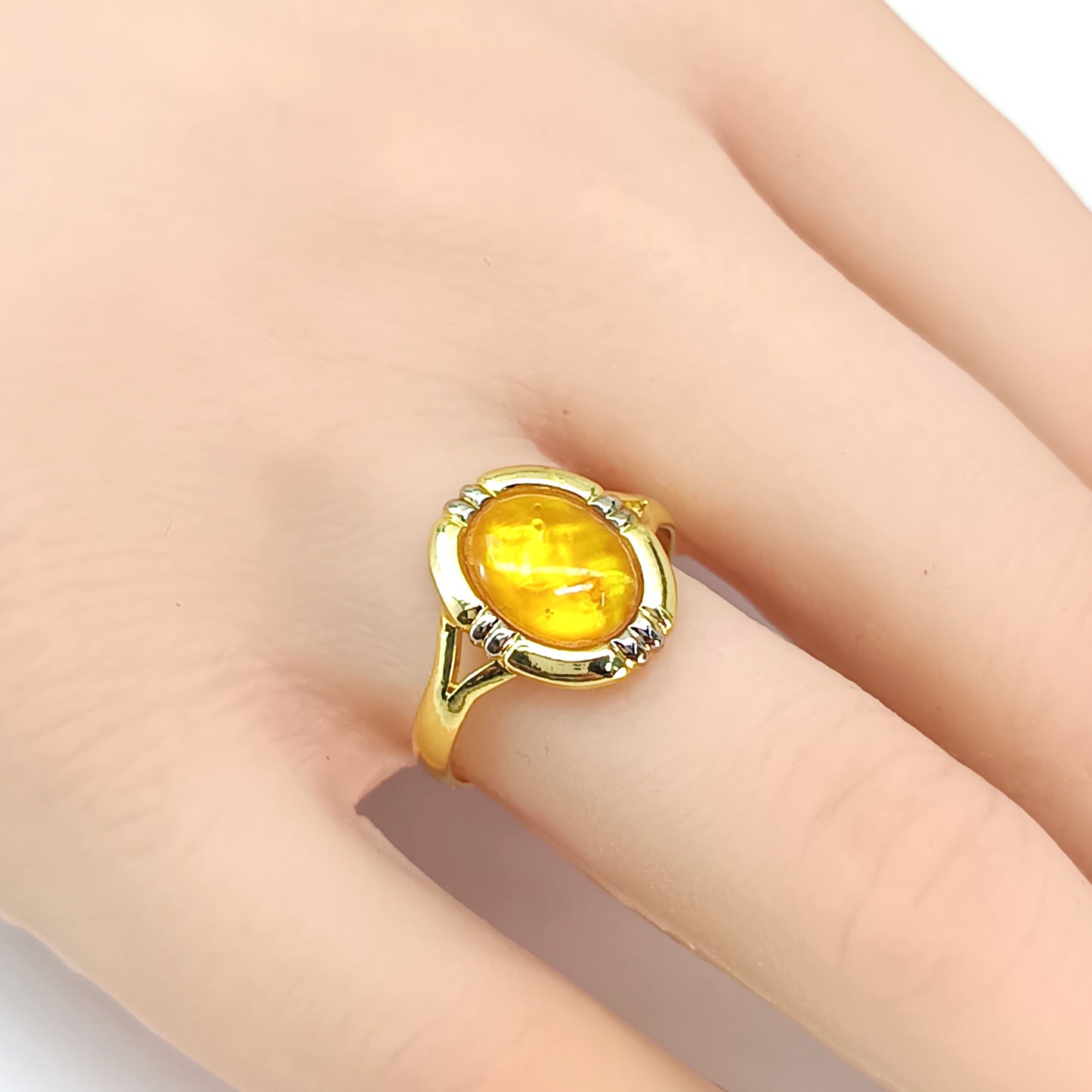 Anel Folheado em Ouro Amarelo